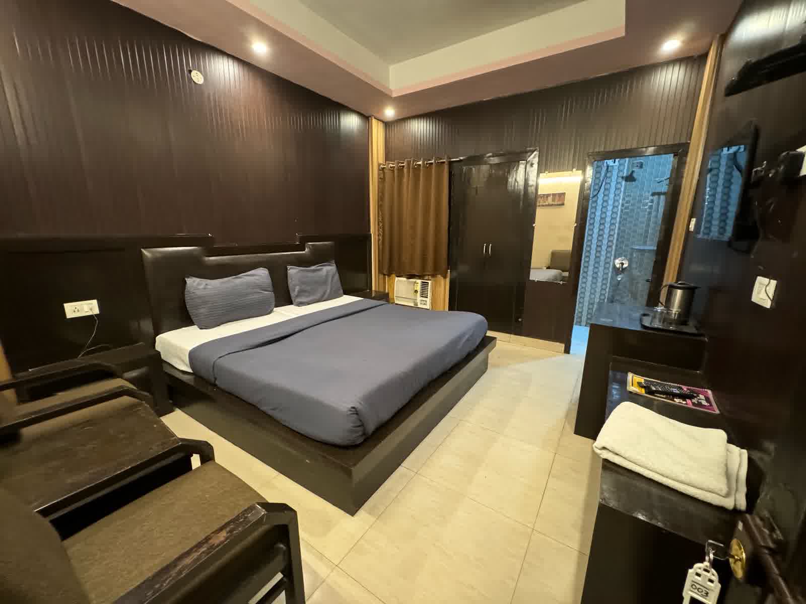 Hotel Trishul